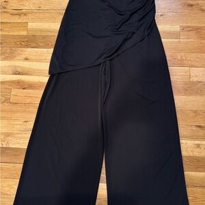 Alyn Paige Black strapless Wide Leg Jumpsuit size 2 in amazing condition